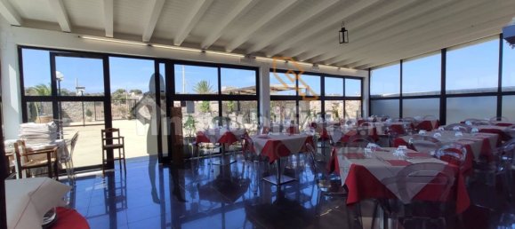 4-Zimmer Gewerbliche Immobilie in San Vito Lo Capo, Italy, Nr. 112679 9