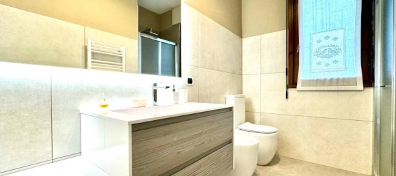 5 rooms Apartment in Vicenza, Italy No. 91506 18