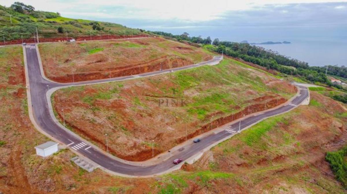  Land in Santa Cruz, Portugal No. 2061