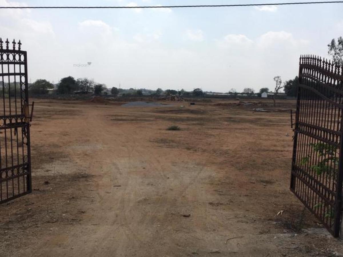  Land in Hyderabad, India No. 39049