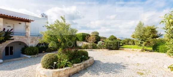 3 bedrooms Villa in Crete, Greece No. 336 17