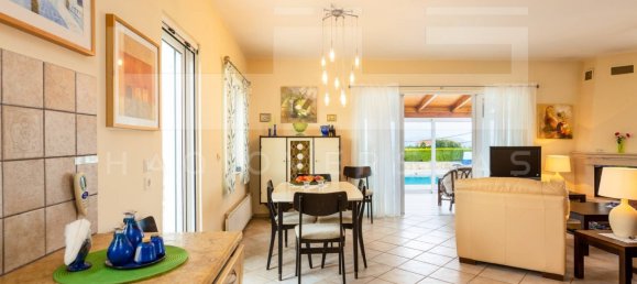 3 bedrooms Villa in Crete, Greece No. 336 3