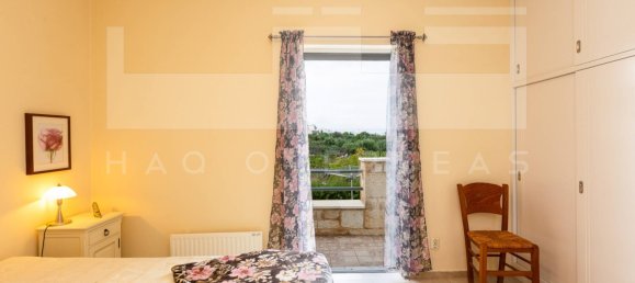 3 bedrooms Villa in Crete, Greece No. 336 4