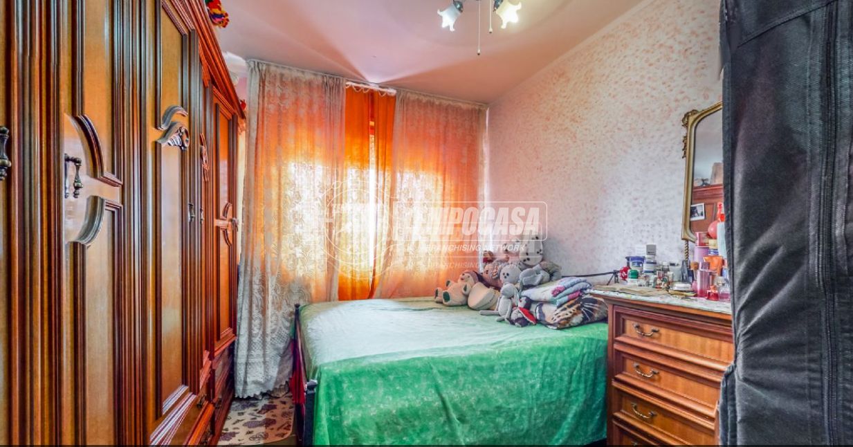 2 rooms Apartment in Modena, Italy No. 94544