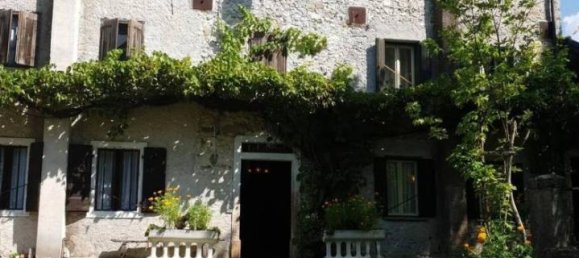 Villa de 5 habitaciónes en Pordenone, Italy No. 38534 4