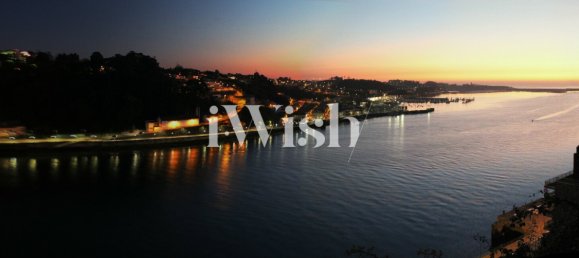 4 bedrooms Apartment in Porto, Portugal No. 108063 7