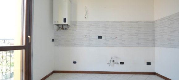 Квартира с 3 спальнями в Казальпустерленго, Италия № 364603 6