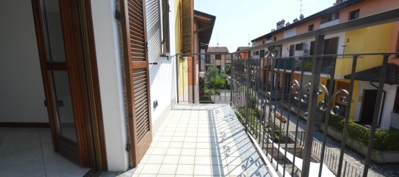 Квартира с 3 спальнями в Казальпустерленго, Италия № 364603 12