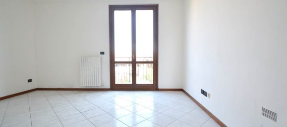 Квартира с 3 спальнями в Казальпустерленго, Италия № 364603 2