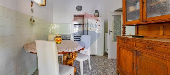 5-Zimmer Villa in Bari, Italy, Nr. 180902 2