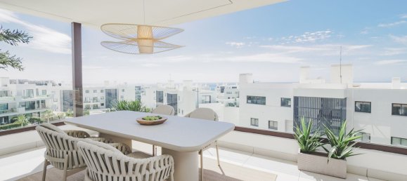 2 bedrooms Penthouse in Fuengirola, Spain No. 177818 3