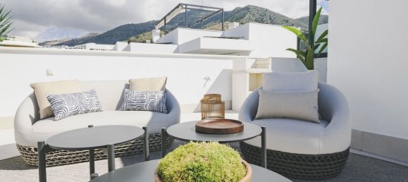 2 bedrooms Penthouse in Fuengirola, Spain No. 177818 20