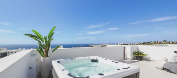 2 bedrooms Penthouse in Fuengirola, Spain No. 177818 18