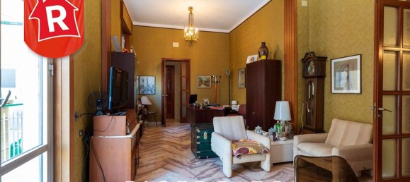 Квартира с 6 комнатами в Лечче, Италия № 61944 15