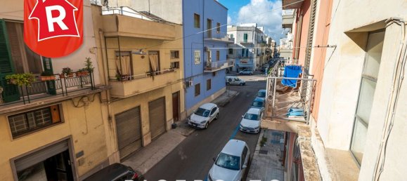 Квартира с 6 комнатами в Лечче, Италия № 61944 25