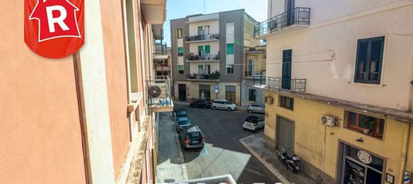 Квартира с 6 комнатами в Лечче, Италия № 61944 24