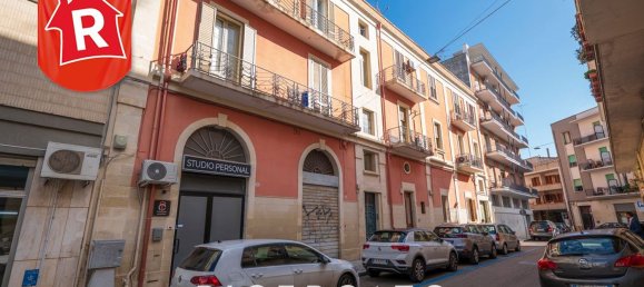 Квартира с 6 комнатами в Лечче, Италия № 61944 28