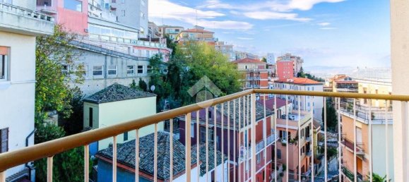 3 Schlafzimmer Wohnung in Chieti, Italy, Nr. 43321 11