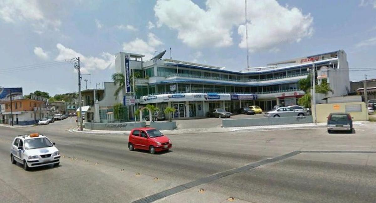 Bâtiment à Tamaulipas, Mexico 1166m² No. 201267