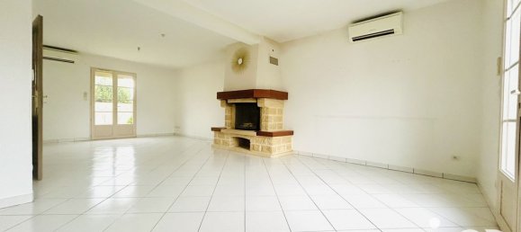 5 bedrooms House in Boynes, France No. 85884 5