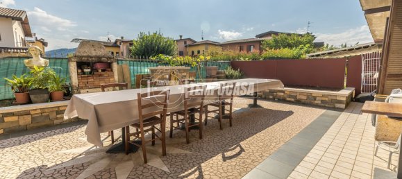 2 chambres Appartement à Credaro, Italy No. 378203 8