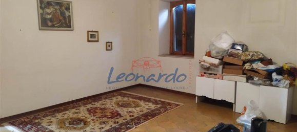 5-Zimmer Haus in Ziano Piacentino, Italy, Nr. 103910 13