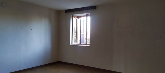 5-Zimmer Haus in Ziano Piacentino, Italy, Nr. 103910 21