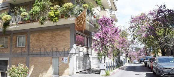 4-Zimmer Wohnung in Rome, Italy, Nr. 111361 5