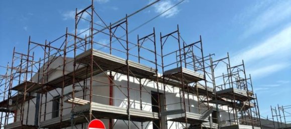 3 bedrooms Villa in Cagliari, Italy No. 77993 2