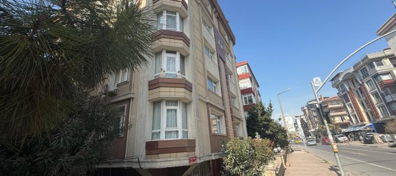4 rooms Apartment in Kartal, Turkey No. 40607 3
