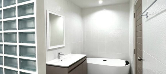 3 chambres house à vendre à Pattaya, Chonburi, Eastern Thailand, Thailand № 59967 18