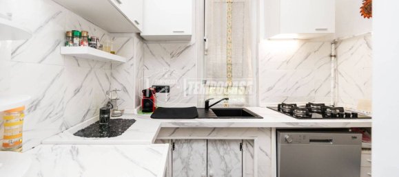 1 chambre Appartement à Milan, Italy No. 268385 2