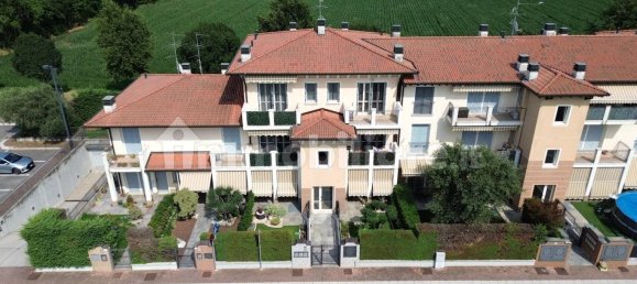 2 Schlafzimmer Wohnung in Chiari, Italy, Nr. 302529 3