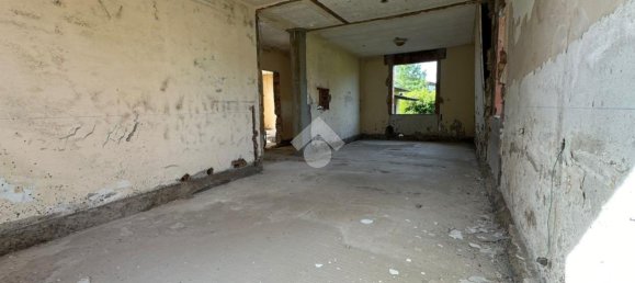 Villa de 4 habitaciónes en Palazzolo sull'Oglio, Italy No. 2047 18