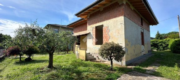Villa de 4 habitaciónes en Palazzolo sull'Oglio, Italy No. 2047 33