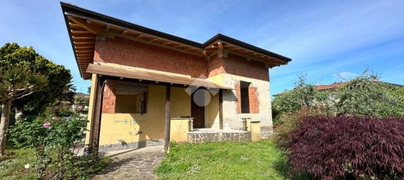 Villa de 4 habitaciónes en Palazzolo sull'Oglio, Italy No. 2047 19