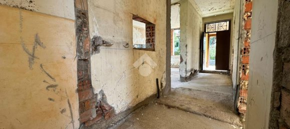 Villa de 4 habitaciónes en Palazzolo sull'Oglio, Italy No. 2047 13