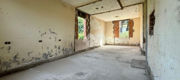 Villa de 4 habitaciónes en Palazzolo sull'Oglio, Italy No. 2047 25