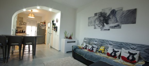 Apartamento de 3 habitaciónes en San Giustino, Italy No. 154076 2