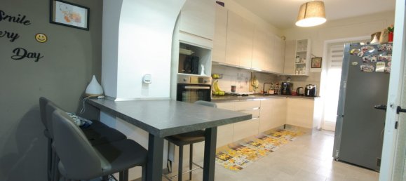 Apartamento de 3 habitaciónes en San Giustino, Italy No. 154076 4