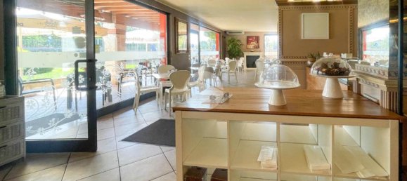 2 rooms Commercial property in Castenedolo, Italy No. 257658 21