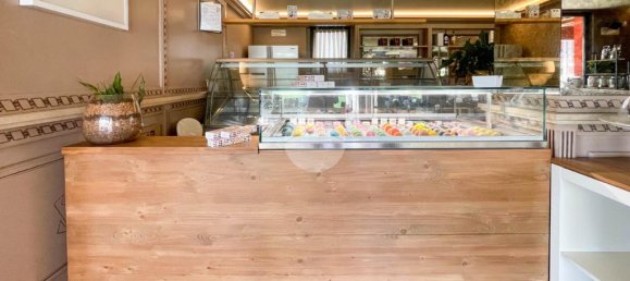 2 rooms Commercial property in Castenedolo, Italy No. 257658 6