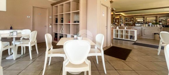 2 rooms Commercial property in Castenedolo, Italy No. 257658 4