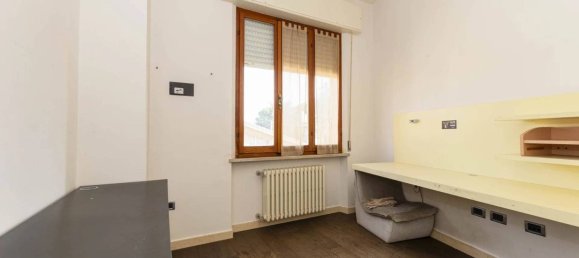 5 Schlafzimmer Villa in Fano, Italy, Nr. 144760 8