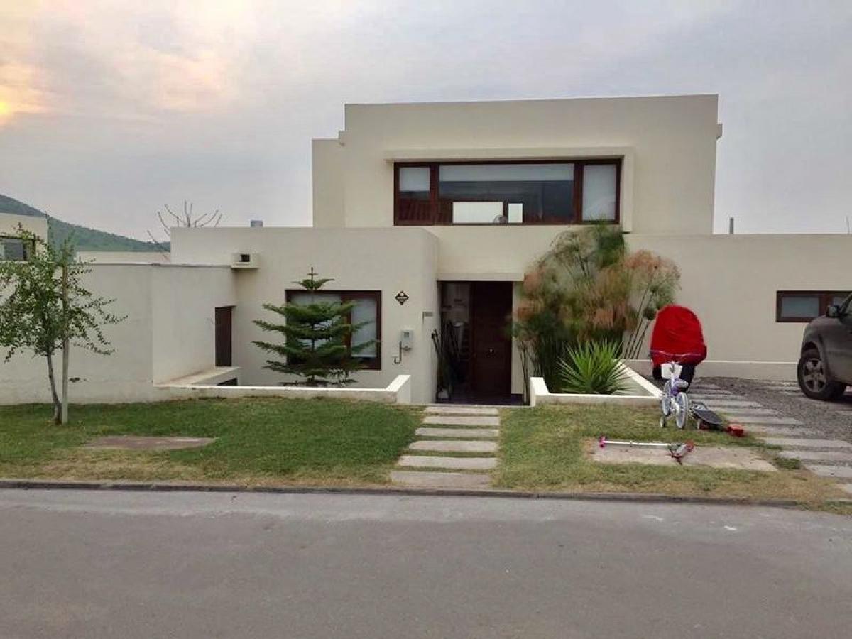 4 bedrooms House in Chacabuco, Chile No. 5408