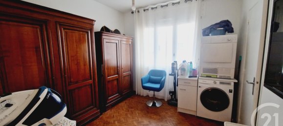 5 bedrooms House in Perpignan, France No. 279760 7