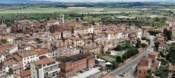 4 Schlafzimmer Wohnung in Foiano della Chiana, Italy, Nr. 190050 37
