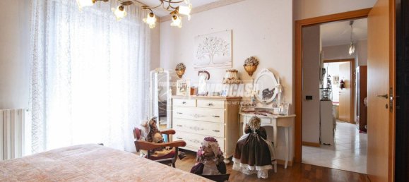 Apartamento T2 em Senago, Italy N.º 223070 35