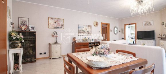Apartamento T2 em Senago, Italy N.º 223070 9