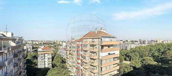 Apartamento de 3 dormitorios en Lisbon, Portugal No. 144201 2